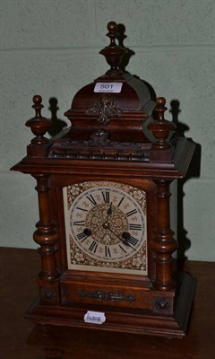 Lot 501 - A striking mantel clock