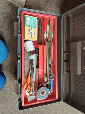 Lot 1194 - A Quantity of Clock and Watchmakers Tools,...