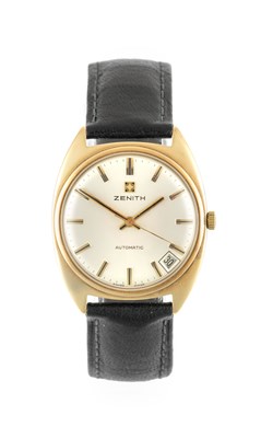 Lot 2262 - Zenith: A 9 Carat Gold Automatic Calendar...