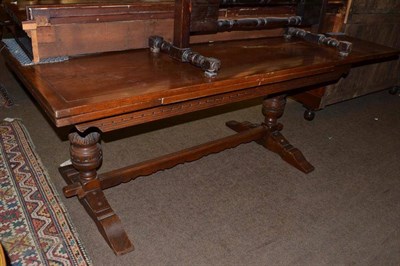 Lot 520 - Oak draw leaf refectory table