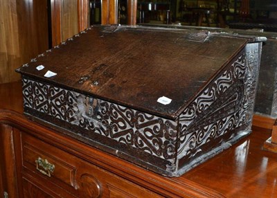 Lot 522 - 18th century carved oak bible box