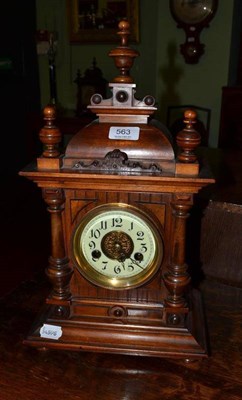 Lot 563 - A striking mantel clock