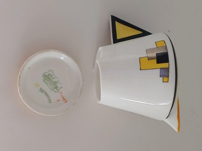 Lot 570 - Eric Slater for Shelley: A Mode Shaped Yellow...