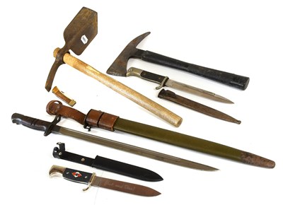 Lot 283 - A Second World War German Parade Bayonet, the...