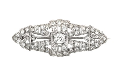 Lot 2096 - An Art Deco Diamond Brooch the pierced lozenge...