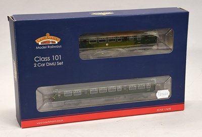 Lot 3192 - Bachmann OO Gauge 32285 Class 101 DMU