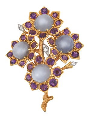 Lot 2015 - A Star Sapphire, Amethyst and Diamond Brooch,...