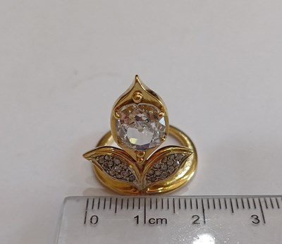 Lot 2135 - A Diamond Ring, by Rucellai, Florence modelled...