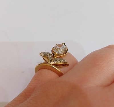 Lot 2135 - A Diamond Ring, by Rucellai, Florence modelled...