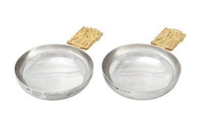 Lot 2233 - A Pair of Elizabeth II Limited Edition Parcel-Gilt Silver Bowls