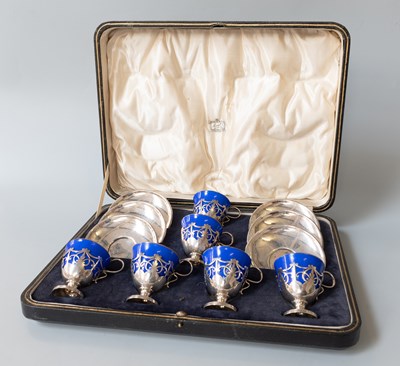 Lot 87 - A Cased George V Silver-Mounted Porcelain...