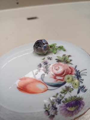 Lot 221 - A Meissen Marcolini Poreclain Sucrier, of oval...