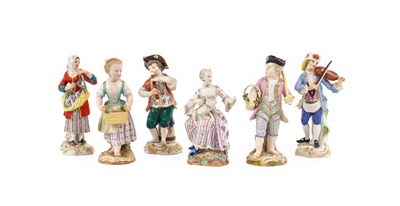 Lot 354 - A Pair of Meissen Porcelain Cris de Paris...