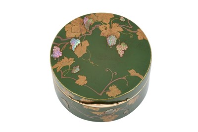 Lot 2171 - A Louis XV Gold-Mounted Lacquered and Tortoiseshell Bonbonnière