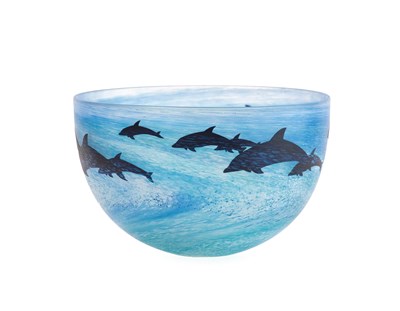 Lot 203 - An Art Glass bowl, by Malcolm Sutcliffe,...