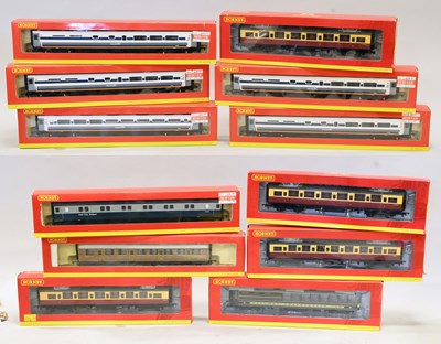 Lot 3231 - Hornby (China) OO Gauge Various Coaches