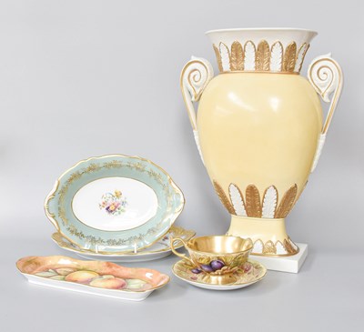 Lot 440 - A Pair of Coalport Porcelain Cabinet Plates,...