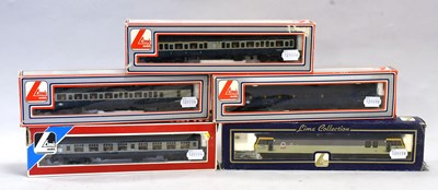 Lot 3246 - Lima OO Gauge 204873A7 SNCF 92023 Locomotive Ravel