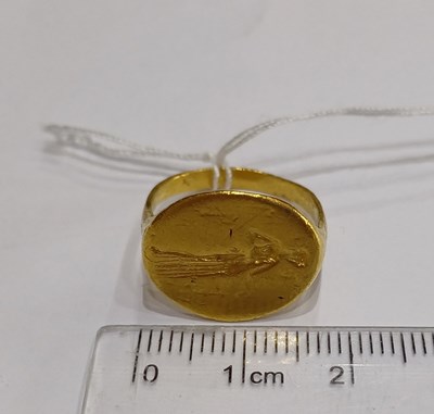 Lot 2001 - A Greek Ring