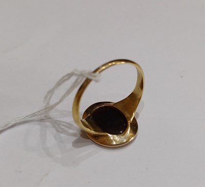 Lot 2011 - A Roman Ring