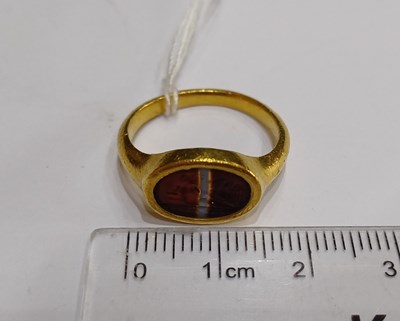 Lot 2023 - An 18th Century Intaglio Ring