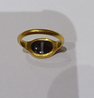 Lot 2023 - An 18th Century Intaglio Ring