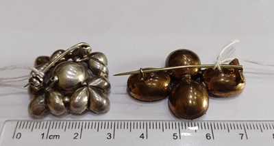 Lot 2086 - A Quartz Brooch and A Paste Brooch
