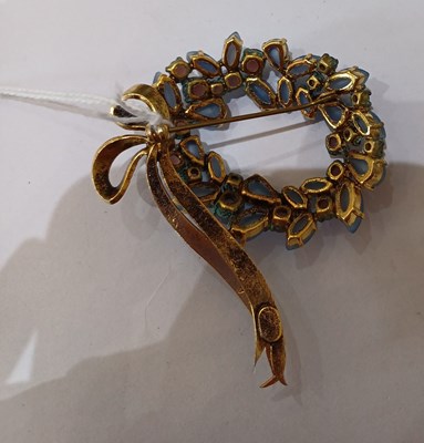 Lot 1095 - A Quantity of Costume Jewellery, comprising a...