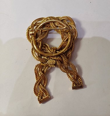 Lot 1095 - A Quantity of Costume Jewellery, comprising a...