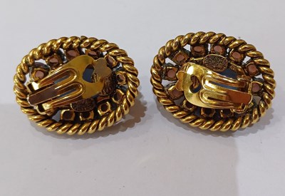 Lot 1095 - A Quantity of Costume Jewellery, comprising a...