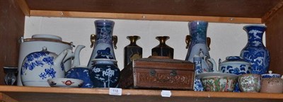 Lot 118 - Shelf of Oriental pottery and an Indian casket etc