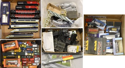Lot 3218 - Hornby (China) OO Gauge Locomotives And Others Items