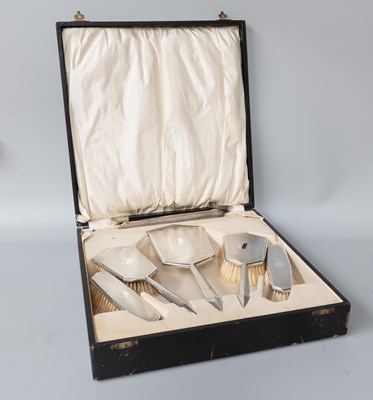 Lot 160 - A George V Silver-Mounted Dressing-Table Set,...