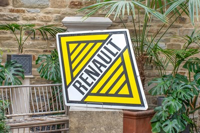 Lot 676 - RENAULT: A Single-Sided Enamel Advertising...