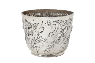 Lot 2156 - A Victorian Silver Bowl