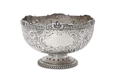 Lot 2157 - A Victorian Silver Bowl