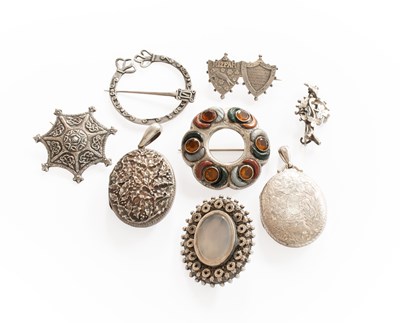 Lot 296 - A Small Quantity of Silver/White Metal...