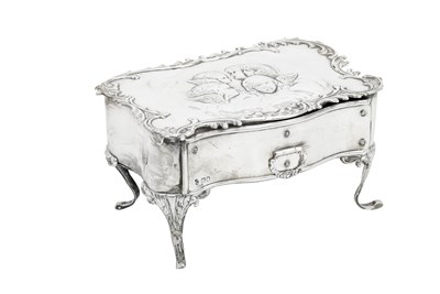 Lot 2211 - An Edward VII Silver Jewellery-Box