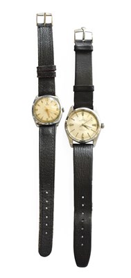 Lot 319 - A Stainless Steel Automatic Centre Seconds...