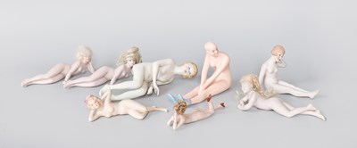 Lot 427 - A Collection of Piano Dolls, including early...