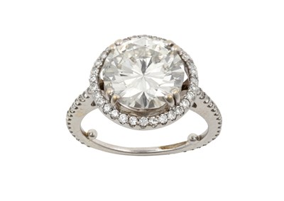 Lot 2289 - A Diamond Cluster Ring the round brilliant cut...