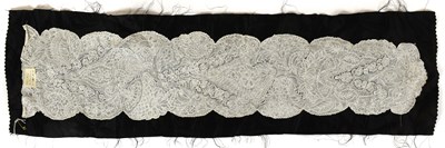 Lot 2047 - 18th Century Brussels Bobbin Lace Single...