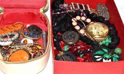 Lot 236 - Box of miscellaneous costume jewellery