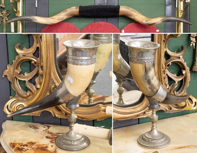 Lot 1079 - Antlers/Horns: A Large Set of Longhorn Steer...