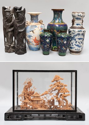 Lot 448 - A Chinese Crackle Glazed Vase, Chenghua reign...