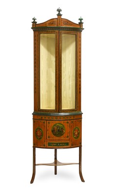 Lot 577 - An Edwardian Satinwood and...