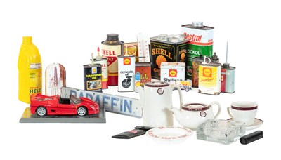 Lot 619 - Shell Collectables, to include a coffee pot,...