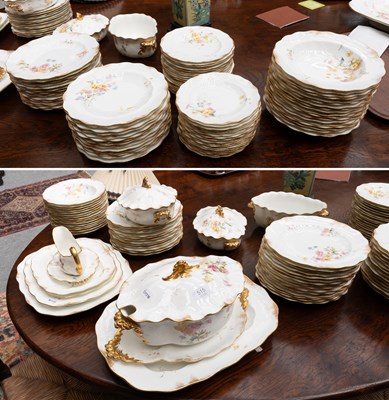 Lot 515 - A Royal Crown Derby Porcelain Dinner and...