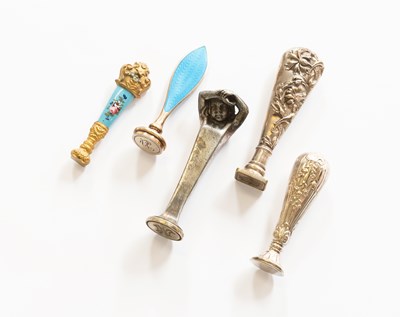 Lot 344 - A Silver Gilt Desk Seal with blue guilloche...