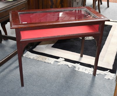 Lot 1284 - A Mahogany Bijouterie Table, First Half 20th...